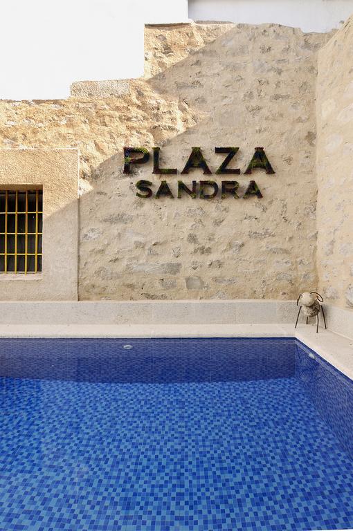 Plaza Sandra トルヒーリョ エクステリア 写真
